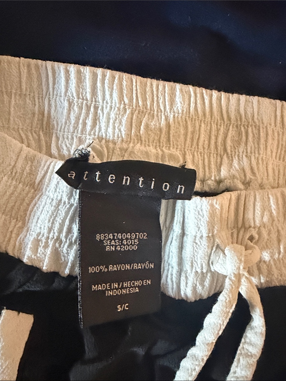 Black and Cream Drawstring Waist shorts - Picture 6 of 7